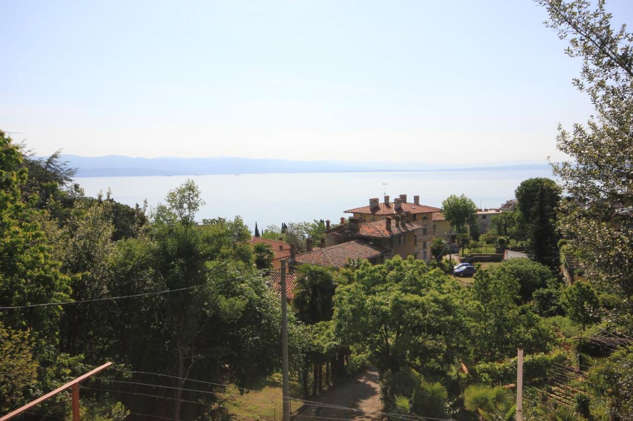 Apartments with a parking space Lovran, Opatija - 7713 Bagian luar foto