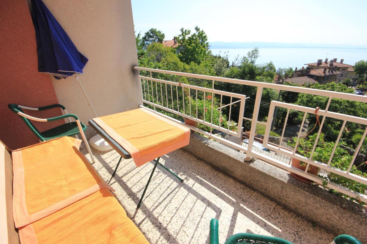 Apartments with a parking space Lovran, Opatija - 7713 Bagian luar foto